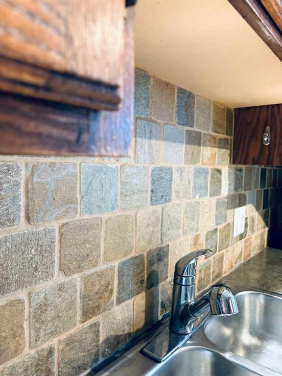 









7421


98B

Street,
Peace River,




AB
T8S1B5

