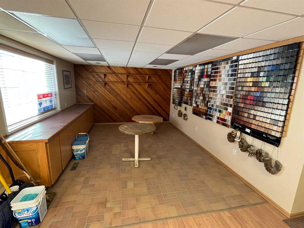 









9608


96

Street,
Peace River,




AB
T8S 1S4

