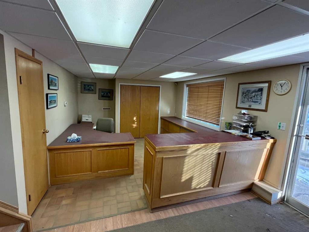 









9608


96

Street,
Peace River,




AB
T8S 1S4

