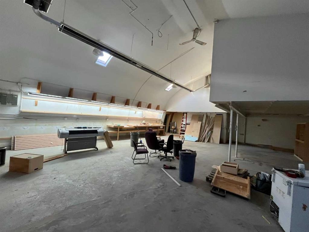 









9608


96

Street,
Peace River,




AB
T8S 1S4

