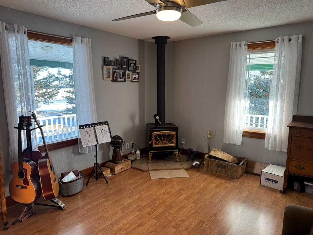 









241023


HWY 2

,
Rural Peace No. 135, M.D. of,




AB
T0H 1W0

