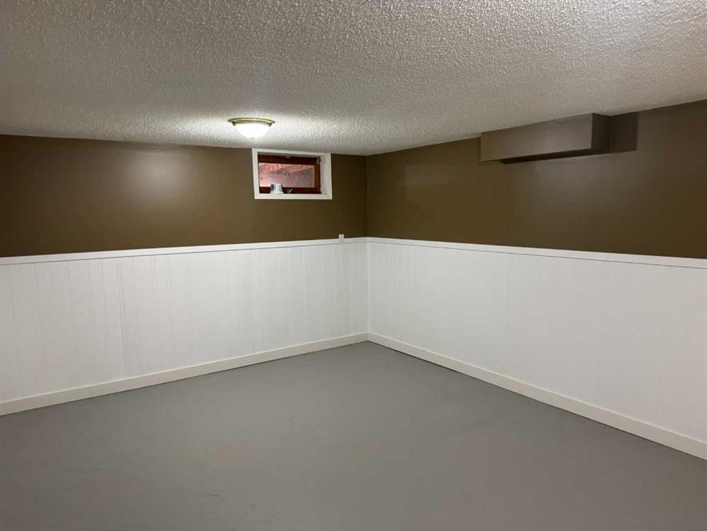 









241023


HWY 2

,
Rural Peace No. 135, M.D. of,




AB
T0H 1W0

