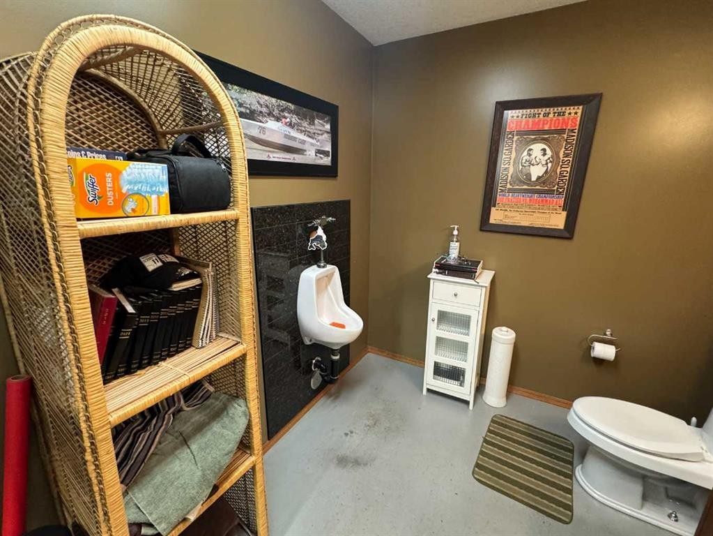 









241023


HWY 2

,
Rural Peace No. 135, M.D. of,




AB
T0H 1W0

