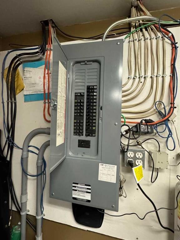 









241023


HWY 2

,
Rural Peace No. 135, M.D. of,




AB
T0H 1W0

