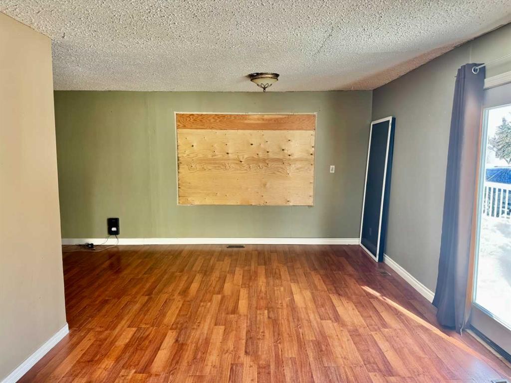 









5104


Cote Ave

,
Donnelly,




AB
T0H 1G0

