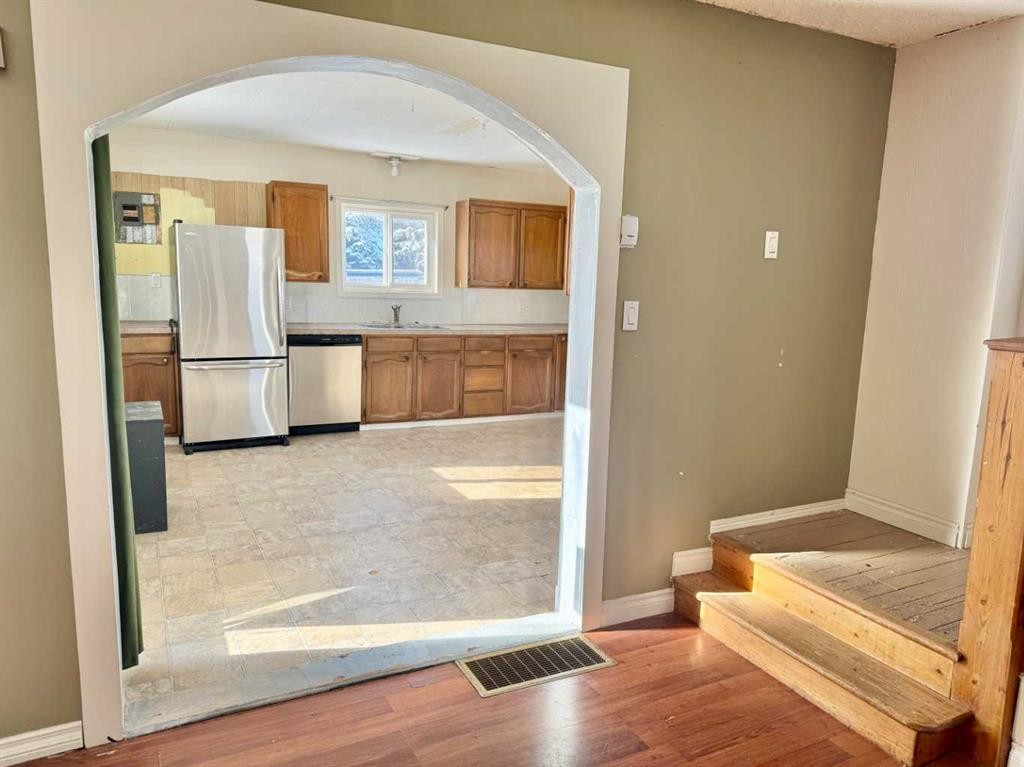 









5104


Cote Ave

,
Donnelly,




AB
T0H 1G0

