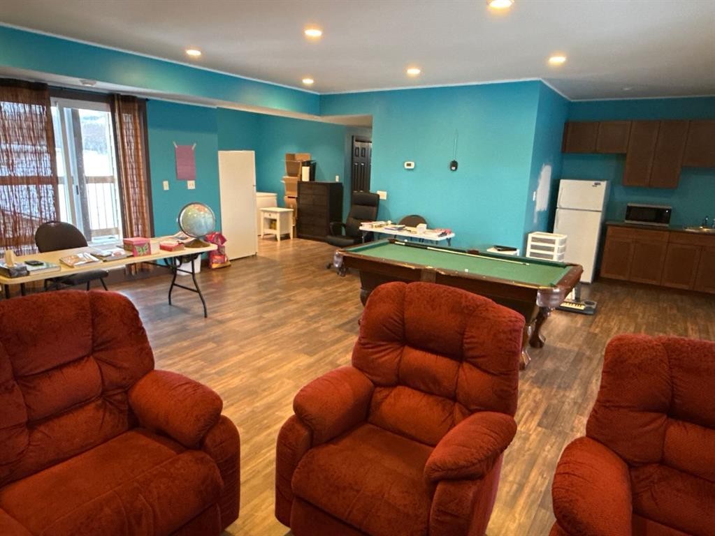 









235044


821A

Township,
Rural Peace No. 135, M.D. of,




AB
T8S 1S2

