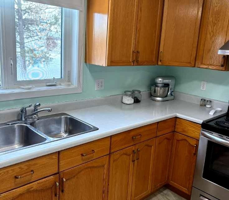 









4910


49

Avenue South,
Eaglesham,




AB
T0H1H0

