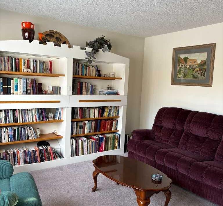 









4910


49

Avenue South,
Eaglesham,




AB
T0H1H0

