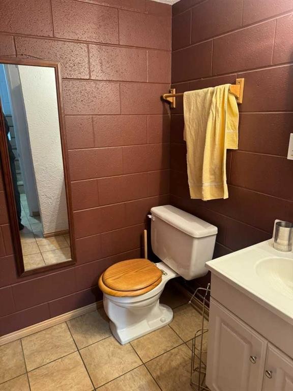 









8808


96

Street,
Peace River,




AB
T8S1G6

