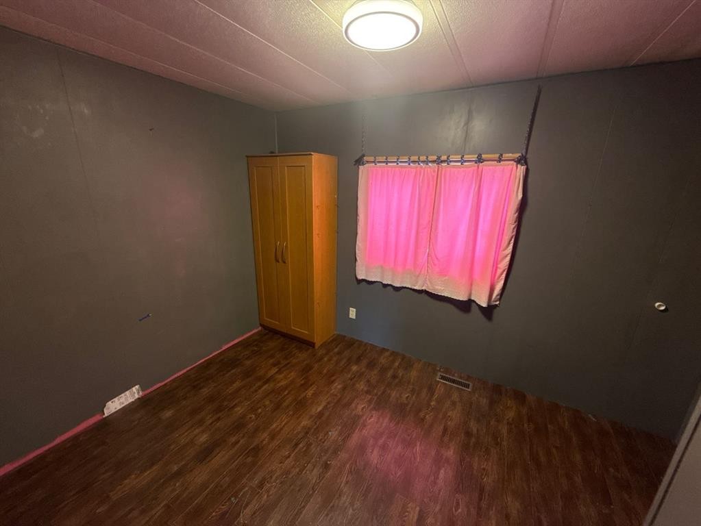 









5410


51

Street,
Berwyn,




AB
T0H 0E0

