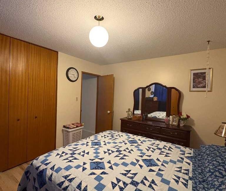 









220070


HWY 691

,
Rural Northern Lights, County of,




AB
T0H2M0

