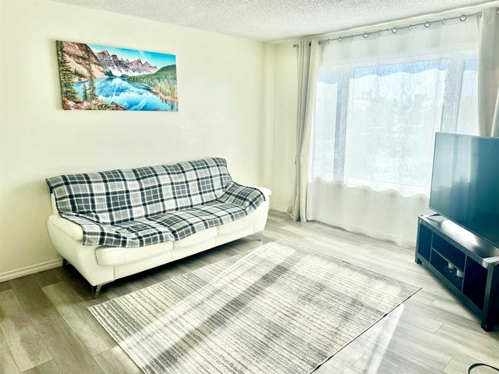 









116 Central Avenue


NW

,
Falher,




AB
T0H 1M0

