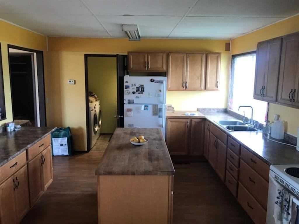 









16509


749

Highway,
High Prairie,




AB
T0G 1E0

