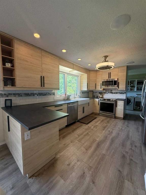 









4334


53

Avenue,
High Prairie,




AB
T0G 1E0

