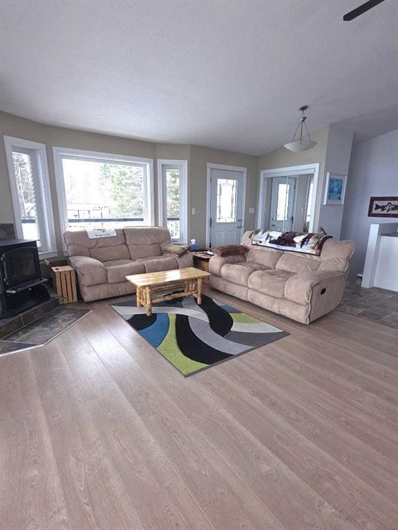 









1st


Avenue Key Cove Estates

, #10,
Joussard,




AB
T0G 1J0

