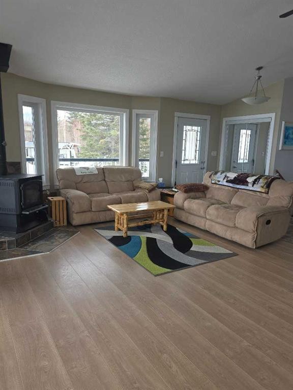 









1st


Avenue Key Cove Estates

, #10,
Joussard,




AB
T0G 1J0

