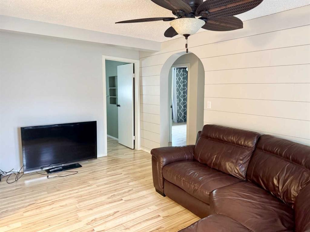 









107


Central Avenue S.W.

,
Falher,




AB
T0H 1M0

