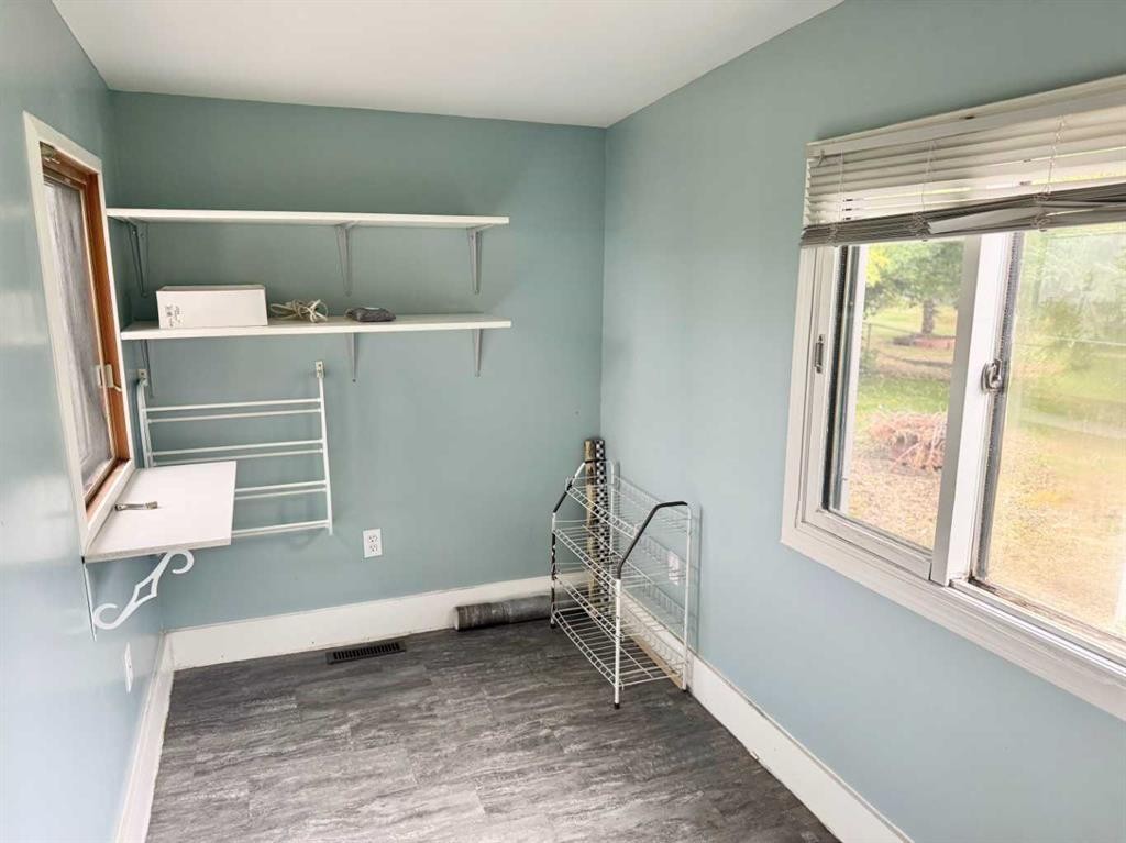 









107


Central Avenue S.W.

,
Falher,




AB
T0H 1M0

