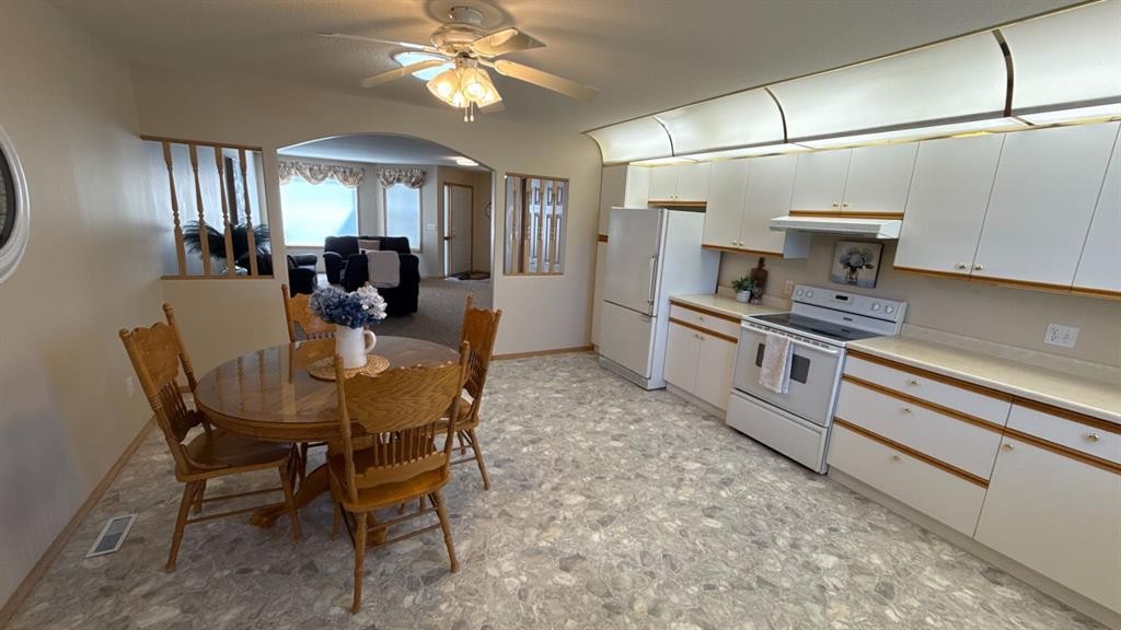 









51


St

Street, #6 4701,
Grimshaw,




AB
T0H 1W0

