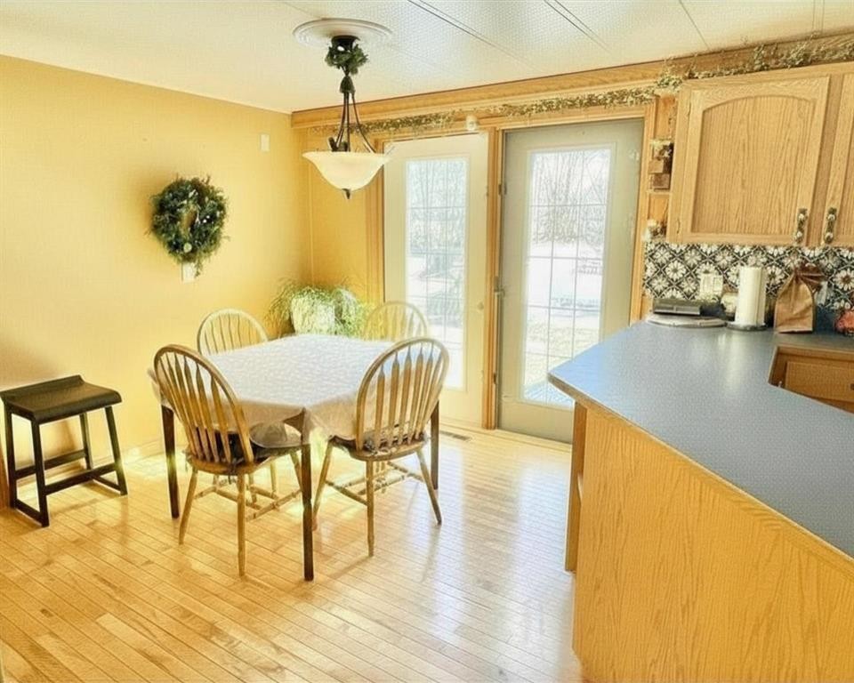 









20427


Highway 2

,
Rural Smoky River No. 130, M.D. of,




AB
T0H 1G0


