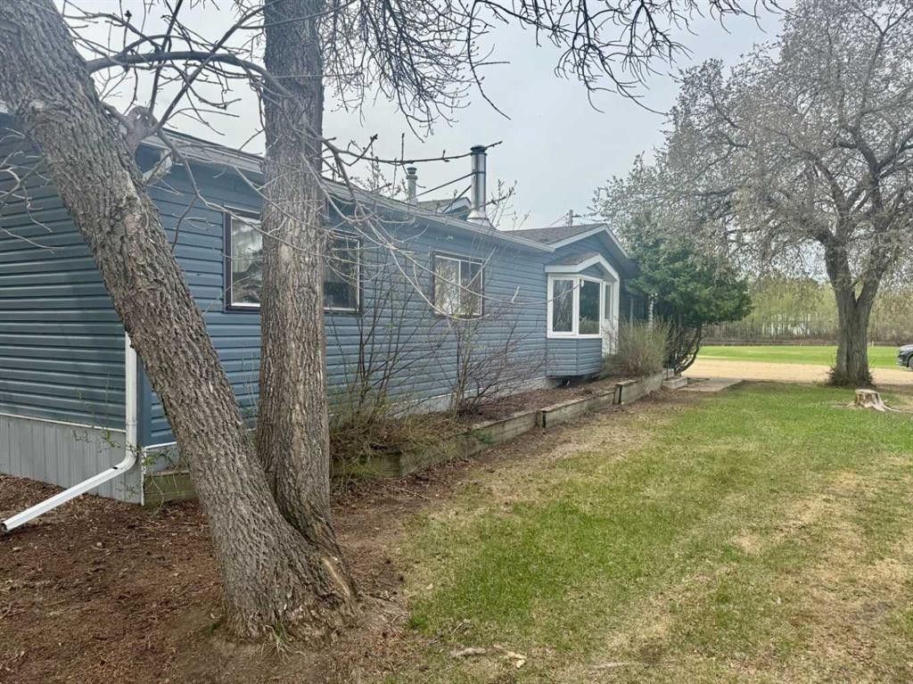









20427


Highway 2

,
Rural Smoky River No. 130, M.D. of,




AB
T0H 1G0

