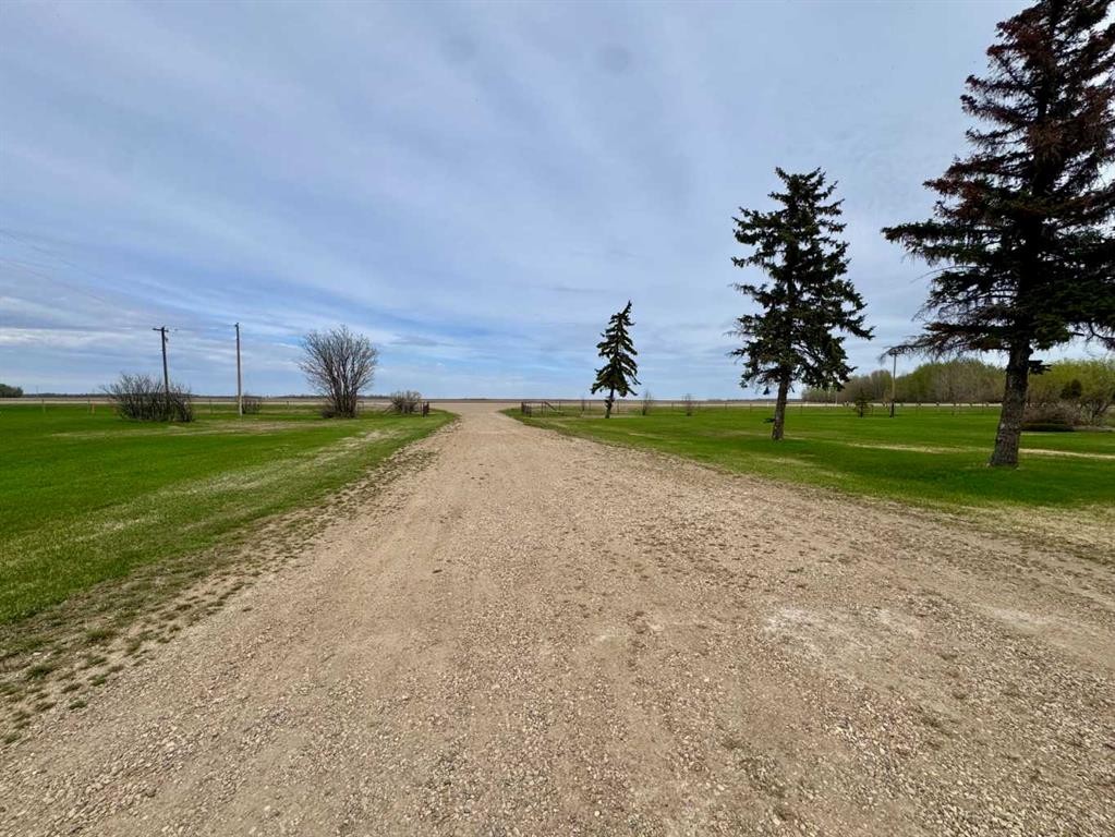 









20427


Highway 2

,
Rural Smoky River No. 130, M.D. of,




AB
T0H 1G0


