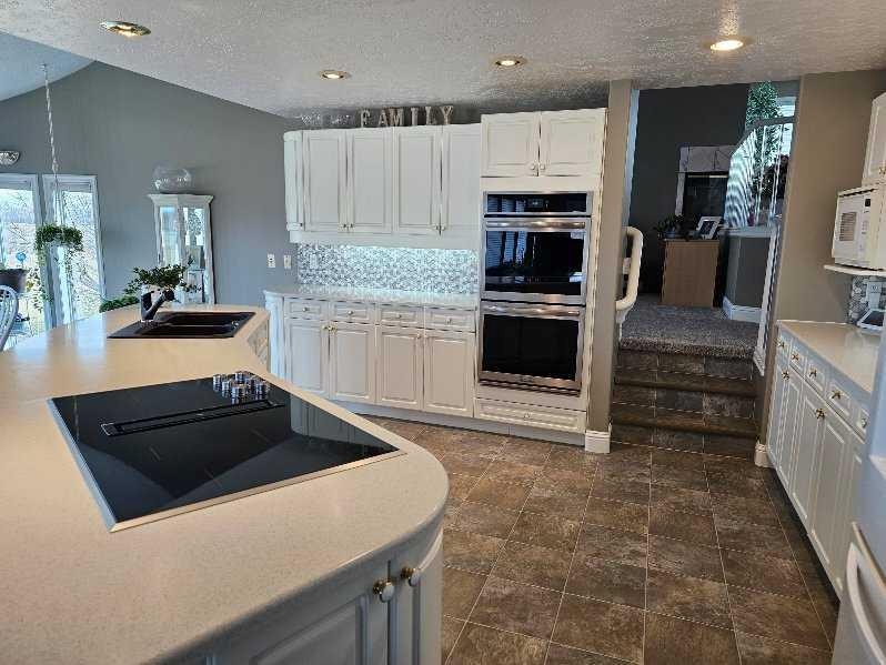









17423


Highway 2

,
High Prairie,




AB
T0G 1E0

