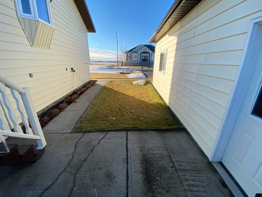 









9707


103

Street,
Nampa,




AB
T0H 2R0

