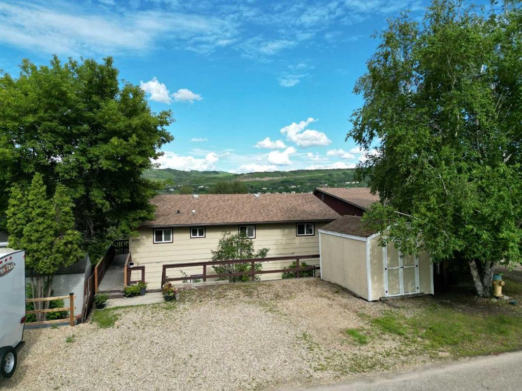 









10709


89

Street,
Peace River,




AB
T8S 1S4

