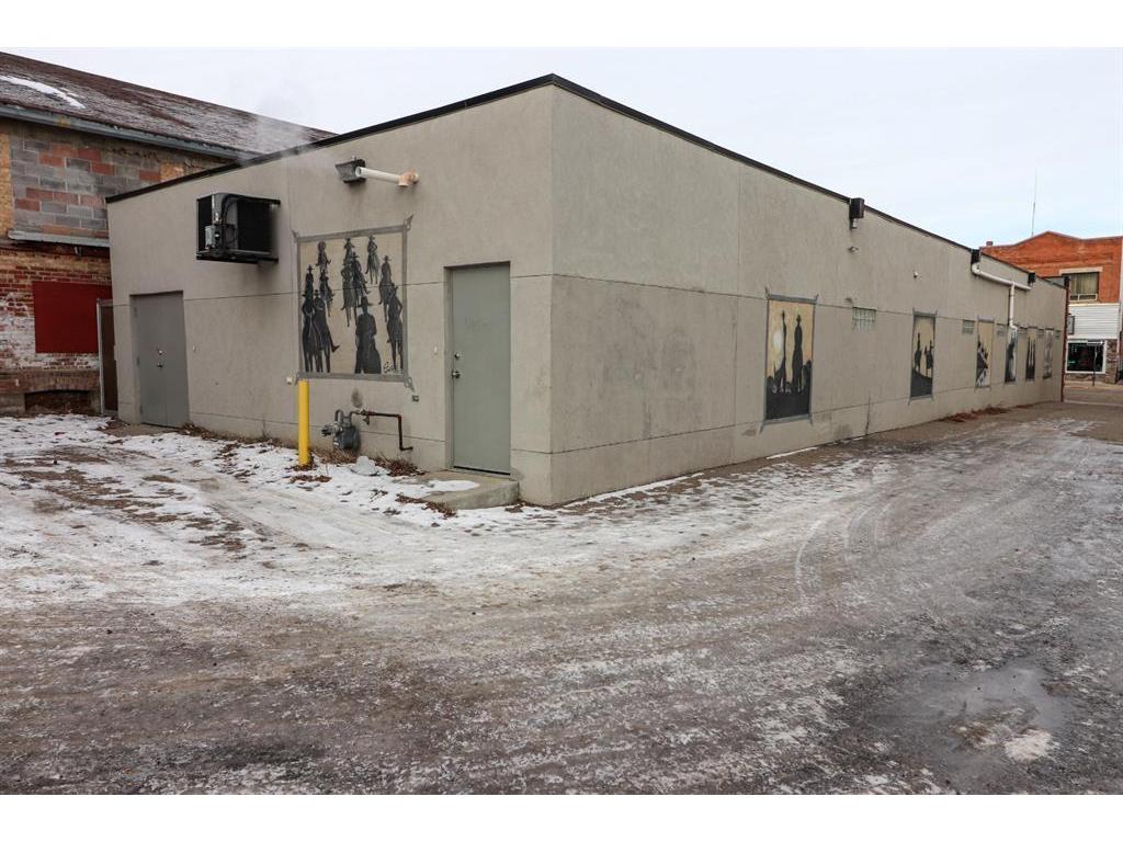 









649


3

Street Southeast,
Medicine Hat,




AB
T1A 0H4

