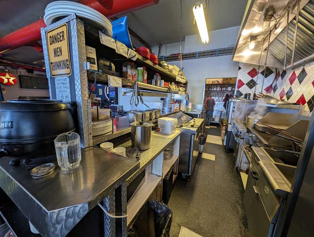 









710


Gershaw

Drive Southwest,
Medicine Hat,




AB
T1A 5C8

