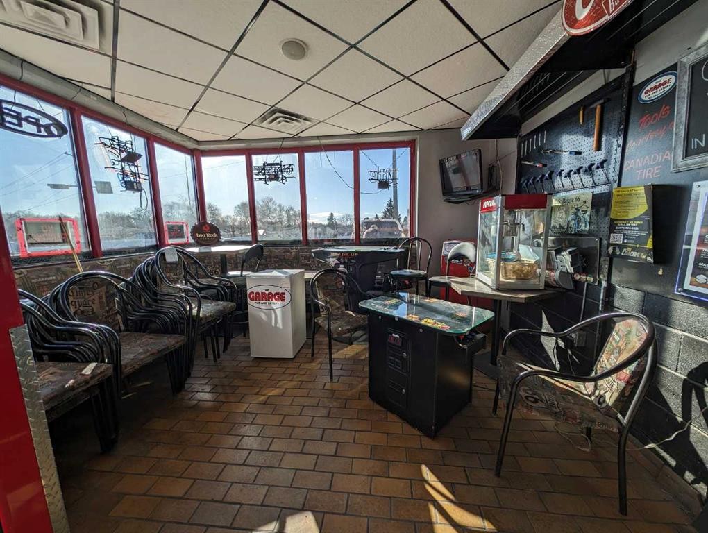 









710


Gershaw

Drive Southwest,
Medicine Hat,




AB
T1A 5C8

