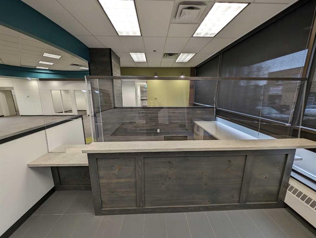 









556


4

Street Southeast, 101,
Medicine Hat,




AB
T1A 0K8

