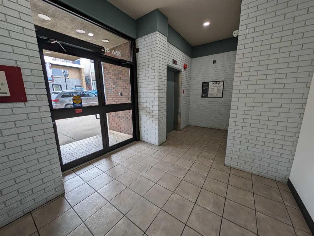 









556


4

Street Southeast, 101,
Medicine Hat,




AB
T1A 0K8

