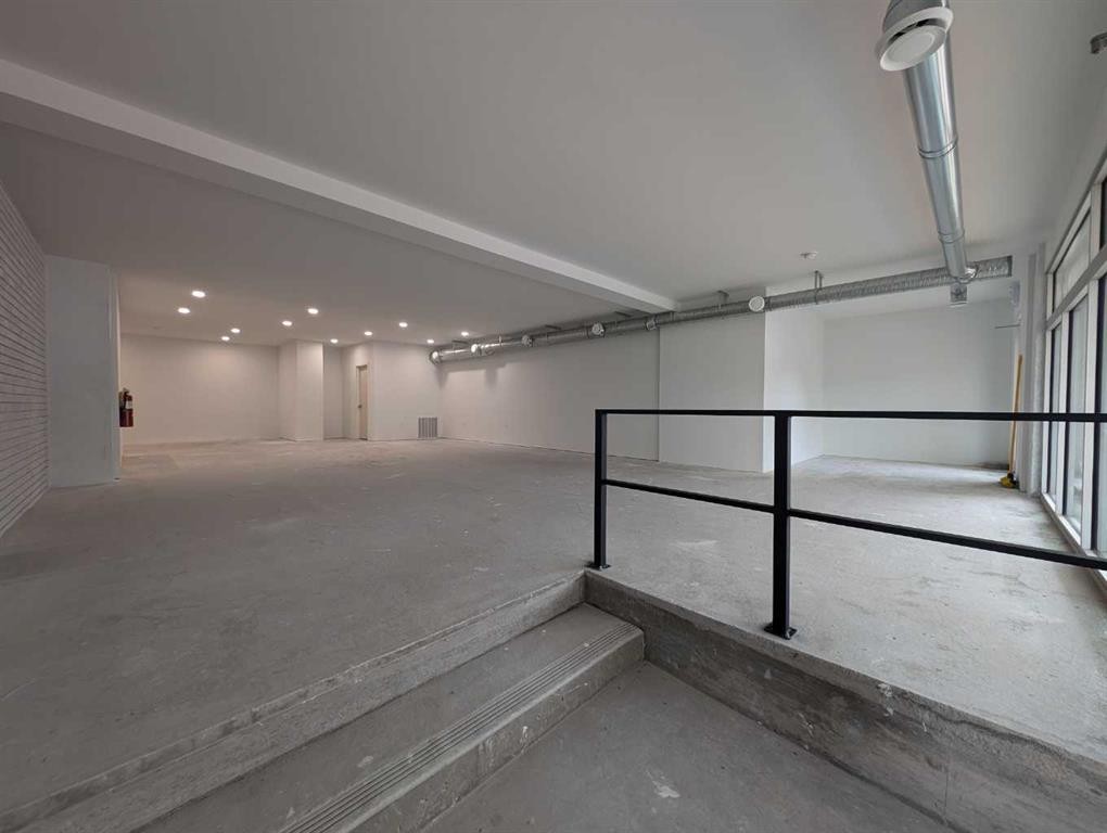 









533


4

Street Southeast,
Medicine Hat,




AB
T1A 0K7

