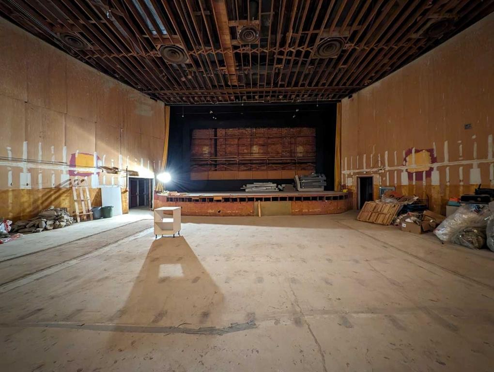 









533


4

Street Southeast, 101,
Medicine Hat,




AB
T1A 0K7

