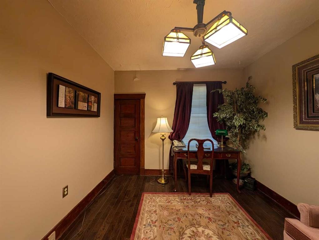 









17


Dunmore

Road Southeast,
Medicine Hat,




AB
T1A 1Z5

