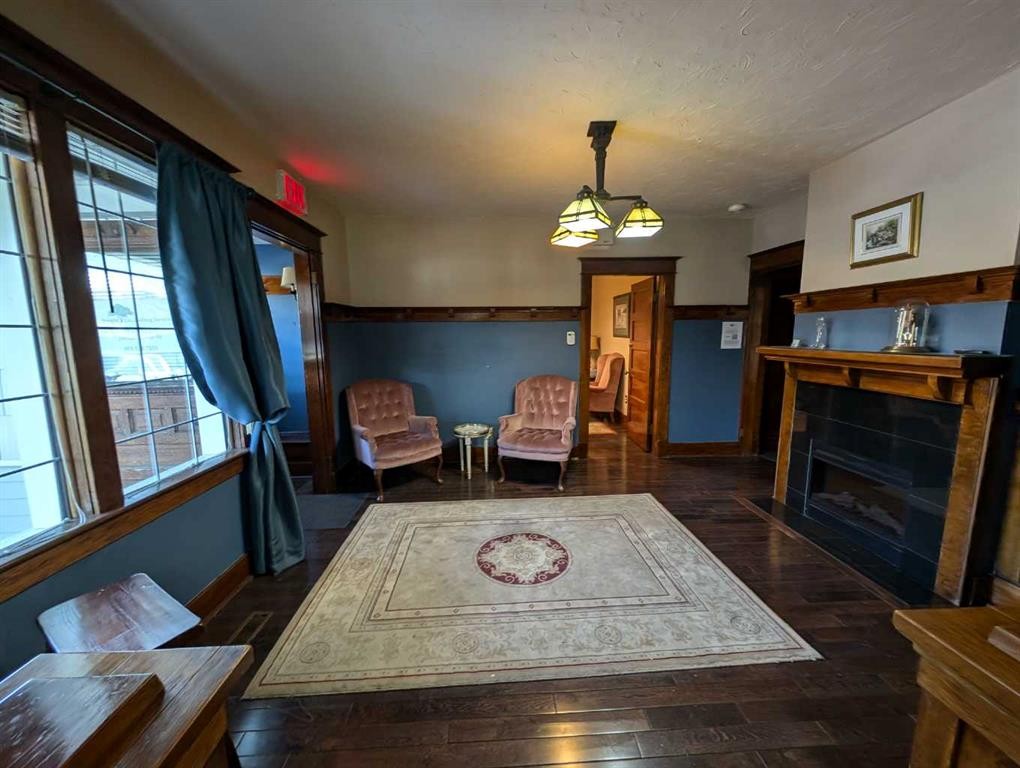 









17


Dunmore

Road Southeast,
Medicine Hat,




AB
T1A 1Z5

