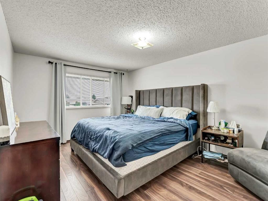 









219


Ross Glen

Drive Southeast,
Medicine Hat,




AB
T1B 1N7

