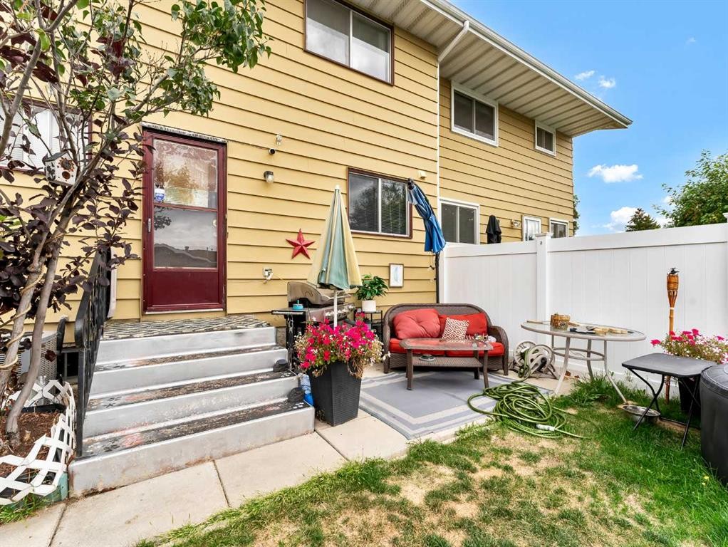 









219


Ross Glen

Drive Southeast,
Medicine Hat,




AB
T1B 1N7

