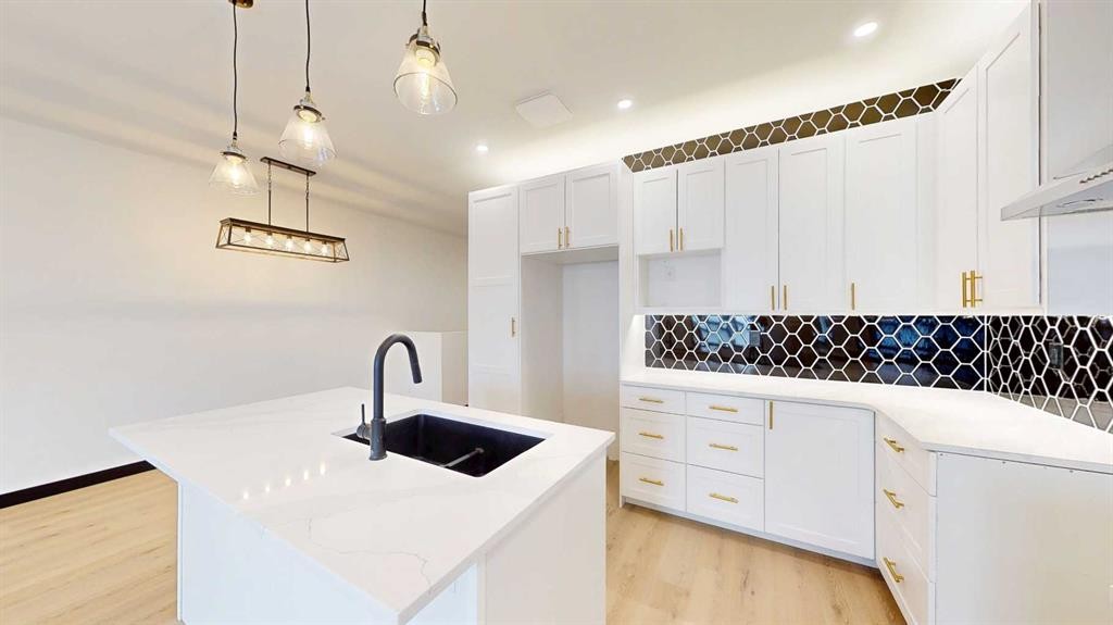 









105


5

Street Northeast,
Redcliff,




AB
T0J2P0

