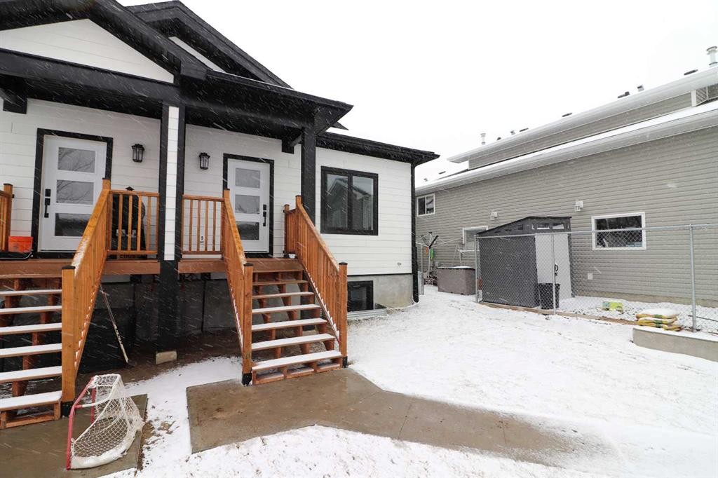 









105


5

Street Northeast,
Redcliff,




AB
T0J2P0

