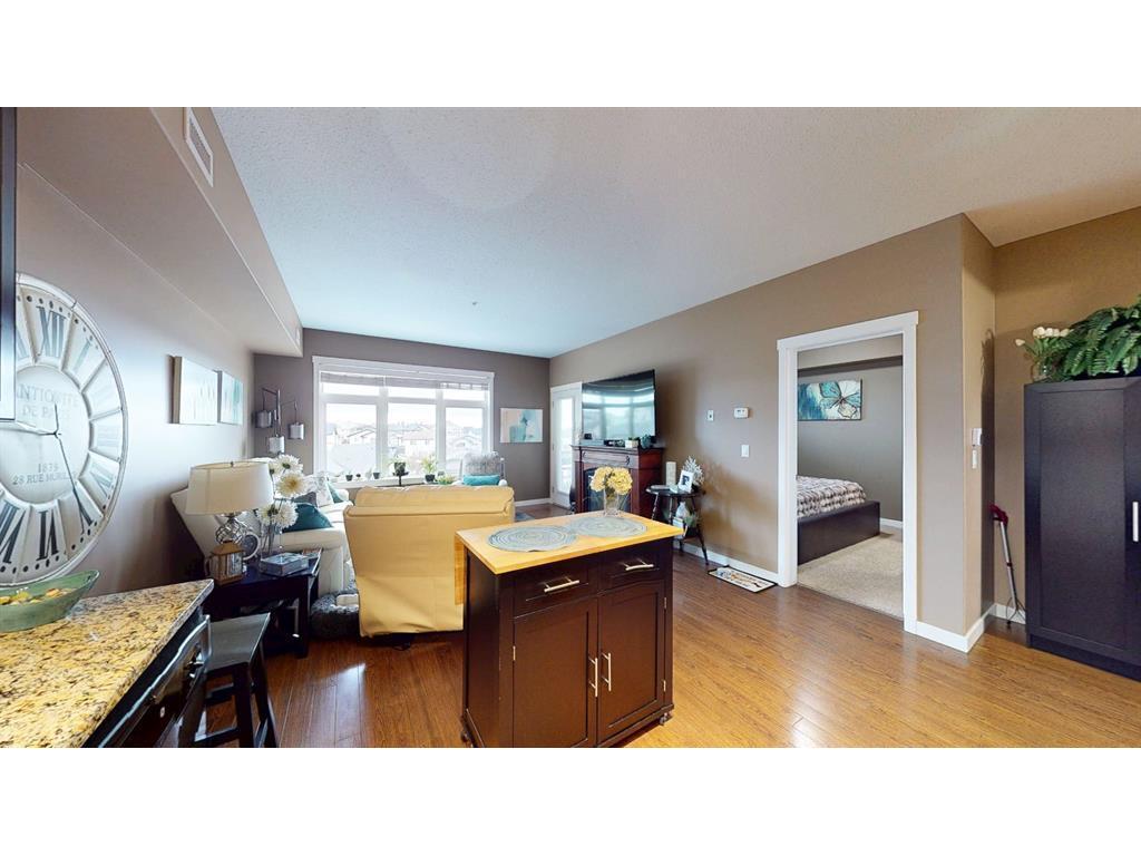 









19


Terrace

View Northeast, 318,
Medicine Hat,




AB
T1C 0E8


