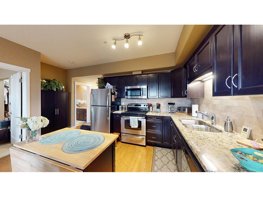 









19


Terrace

View Northeast, 318,
Medicine Hat,




AB
T1C 0E8

