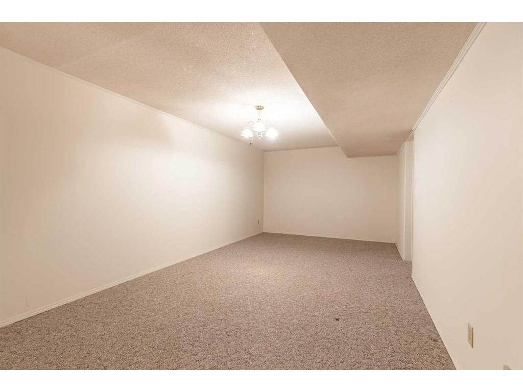 









188


Burns

Crescent Northwest,
Medicine Hat,




AB
T1A 6V9

