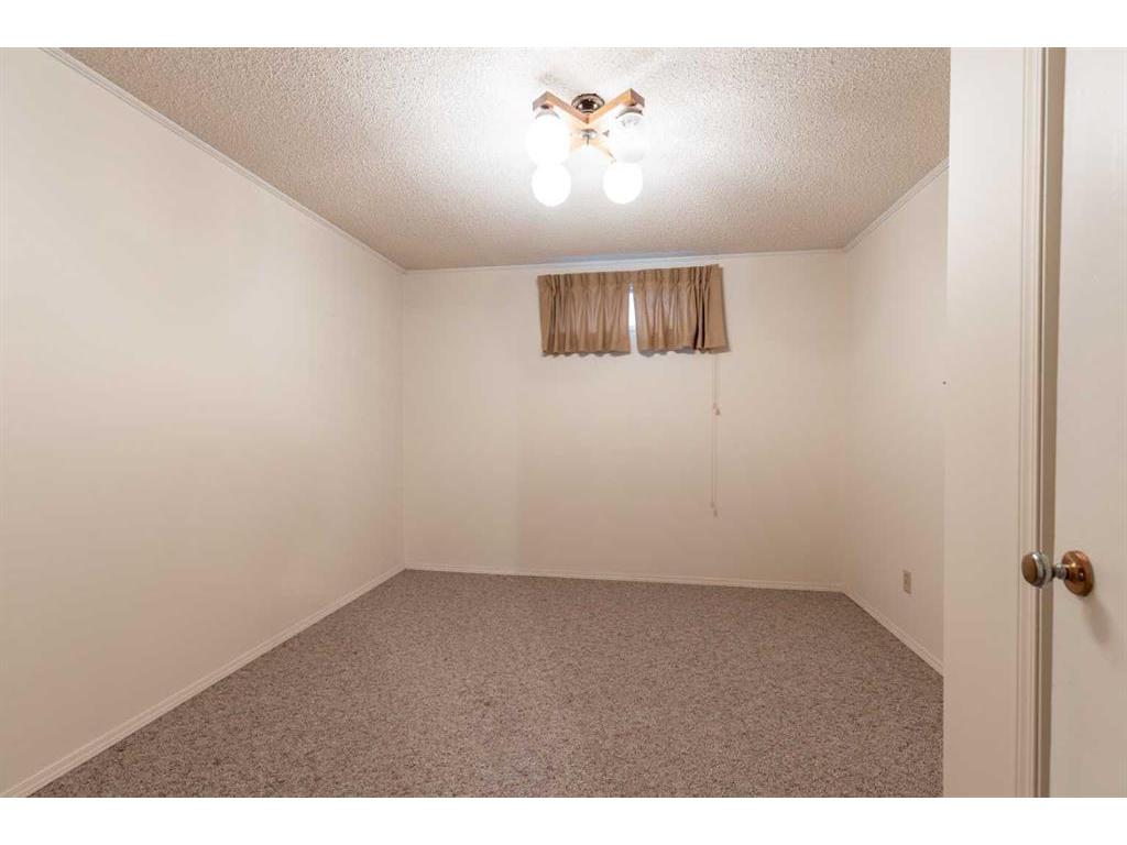 









188


Burns

Crescent Northwest,
Medicine Hat,




AB
T1A 6V9


