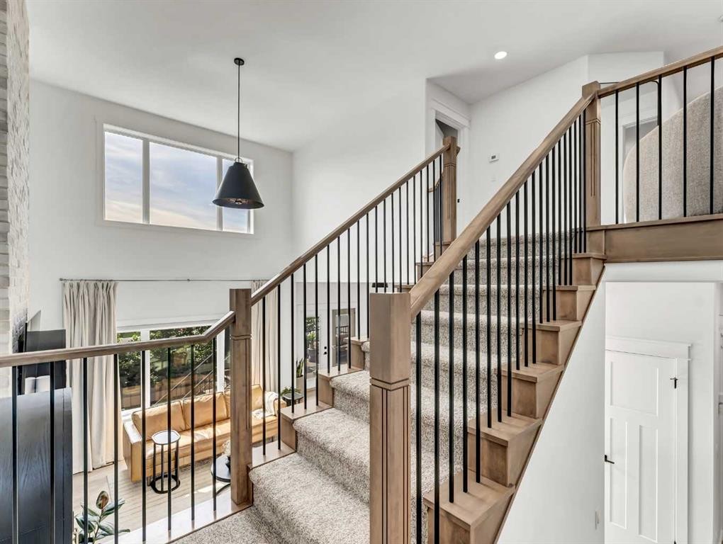 









21


Hamptons

Gate Southeast,
Medicine Hat,




AB
T1B 0N7

