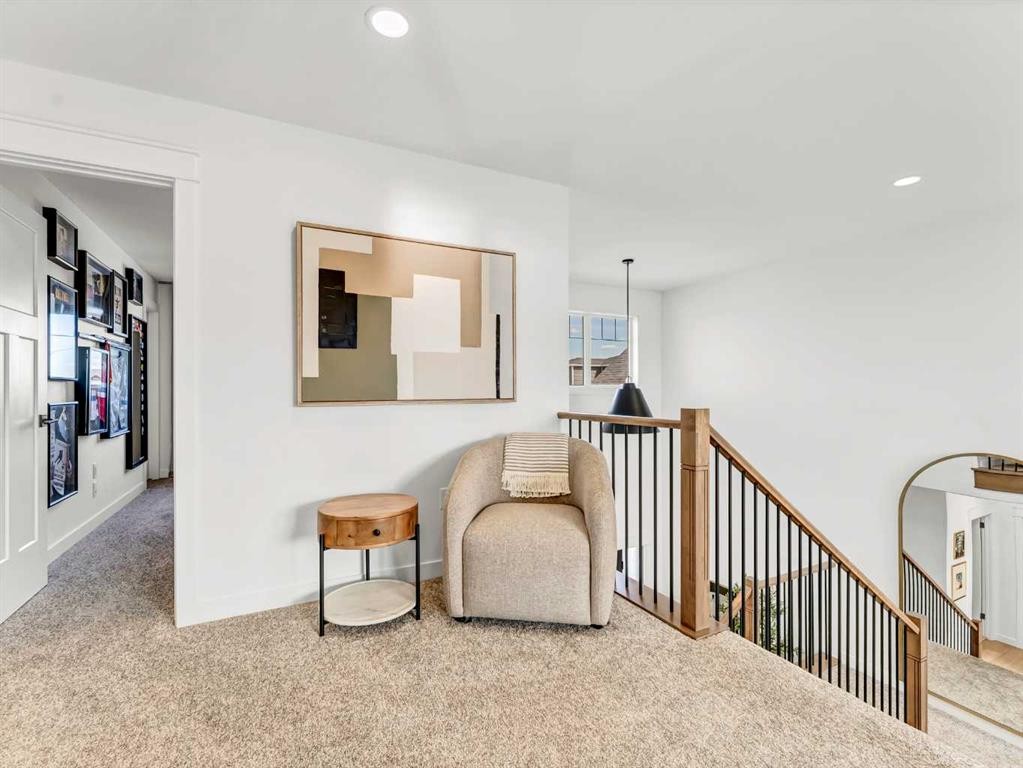 









21


Hamptons

Gate Southeast,
Medicine Hat,




AB
T1B 0N7

