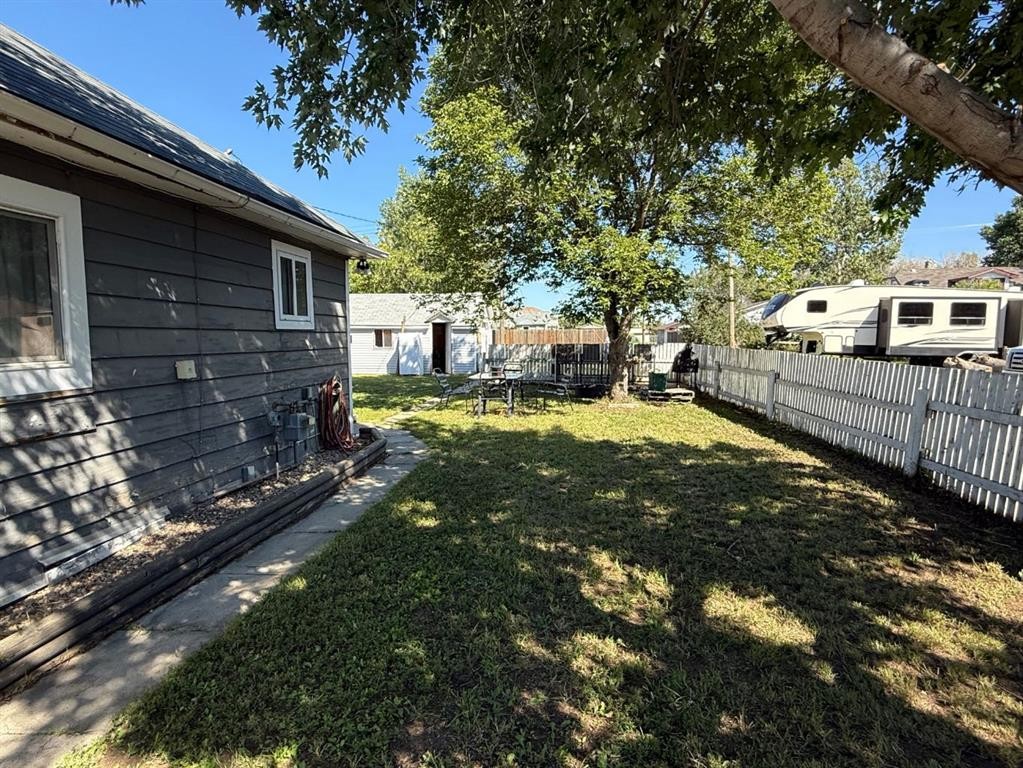 









65


Amherst

Street,
Irvine,




AB
T0J 1V0

